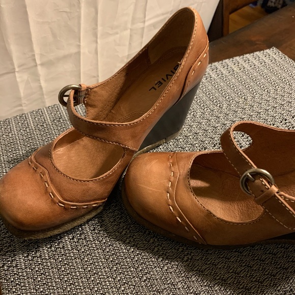 Biviel Brown Leather Mary Jane Wedge Size 8 EUR 38 - Picture 8 of 8